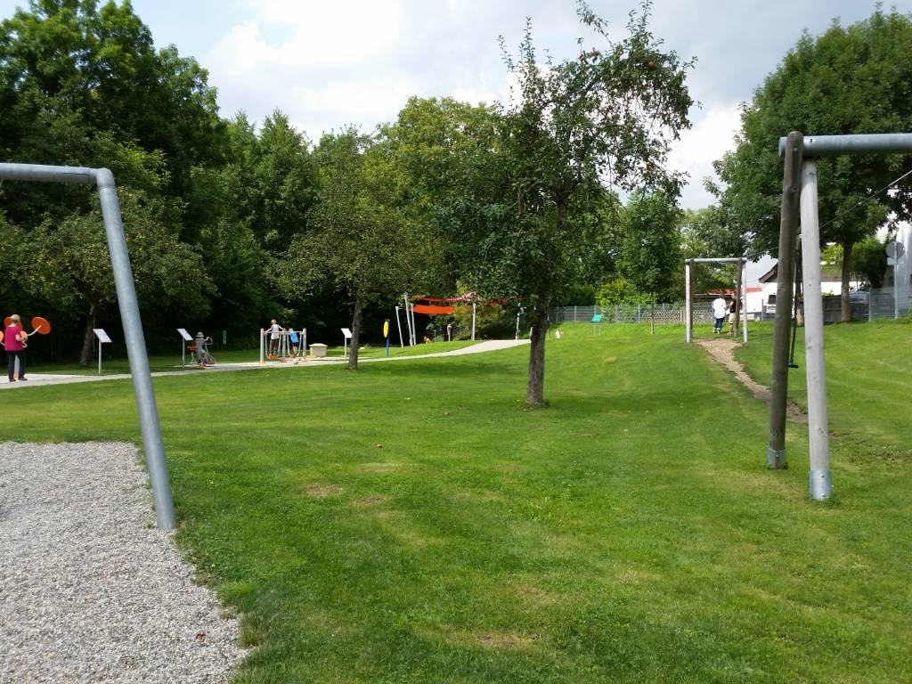 Spielplatz Wasserspielplatz Lautergarten in Dettingen unter Teck