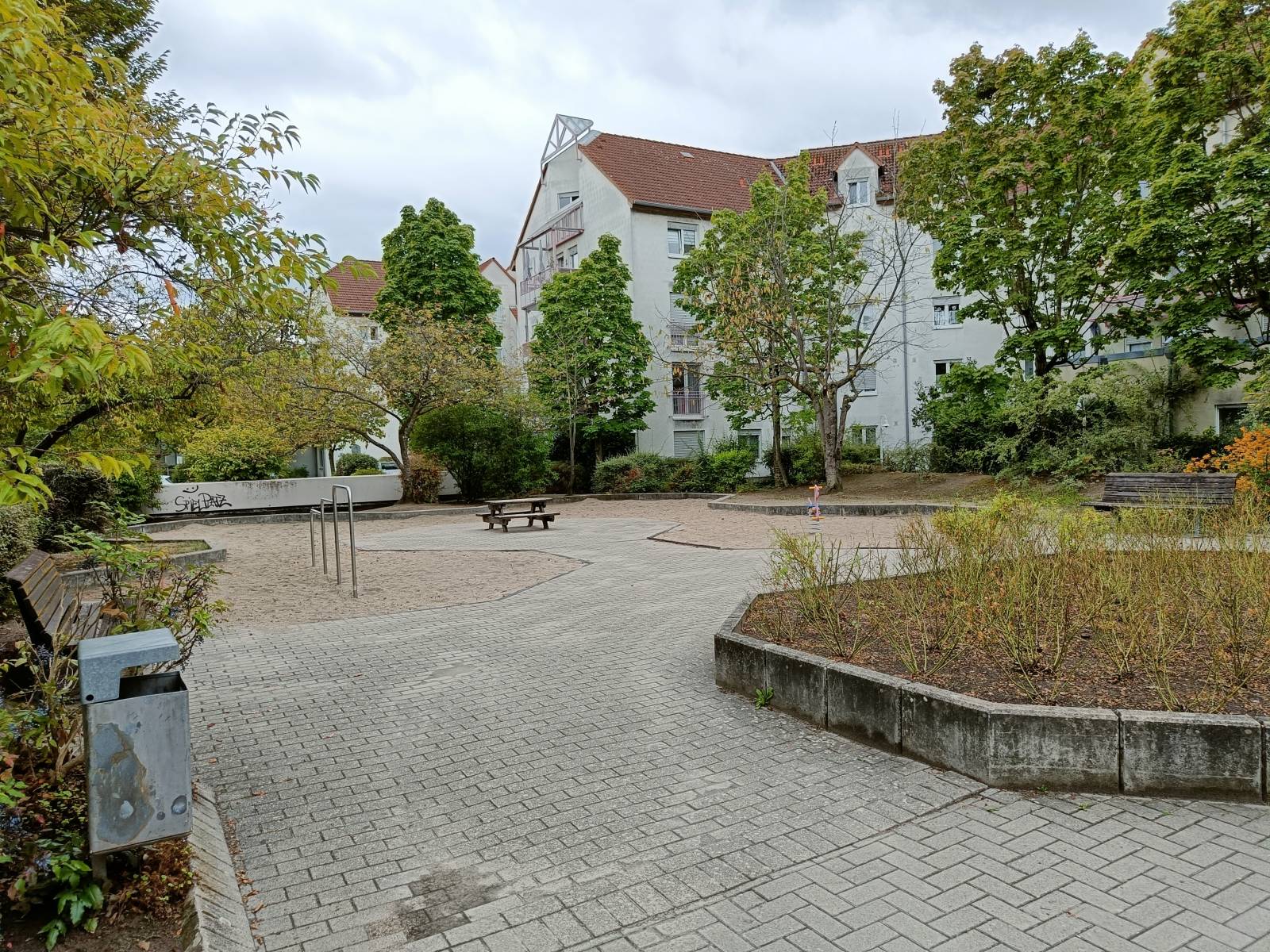 Spielplatz Edesheimer Straße in Ludwigshafen am Rhein